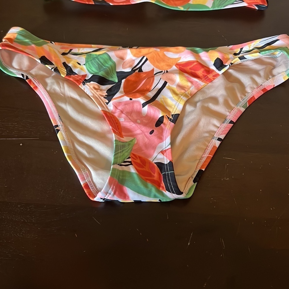 Kona Sol tropical leaves V-Neck Knot Bikini Top and Hipster Bottom medium - Picture 8 of 14